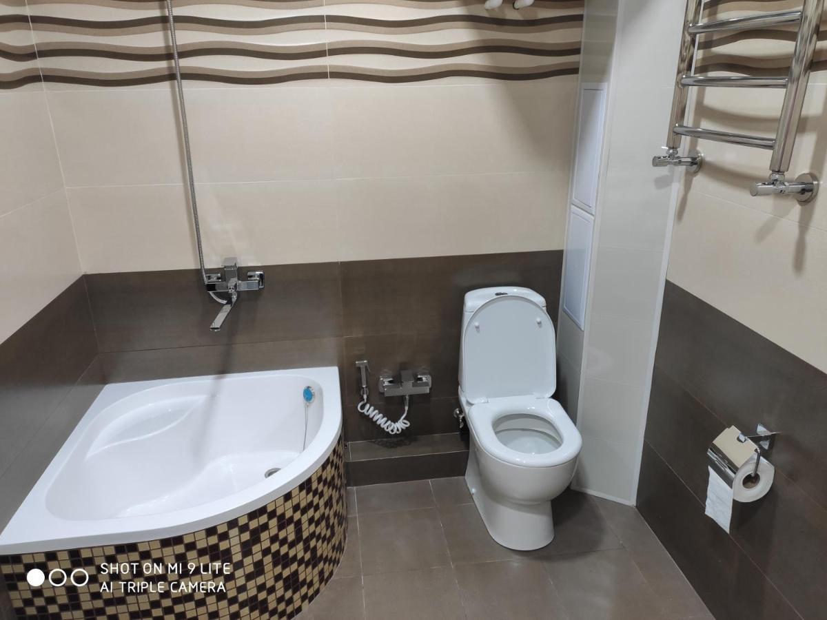 1-Bedroom Apartment In The Very City Center Tasken Kültér fotó
